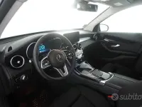 Gebraucht Mercedes GLC300e Premium 194 PS (142 kW) 2022 Schwarz SUV