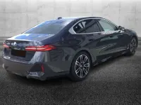 Usata BMW 520 M Sport 197 CV (144 kW) 2024 Grigio SUV