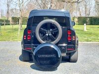 Usata Land Rover Defender SE Dynamic 200 CV (147 kW) 2025 Nero SUV