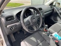 Usata VW Golf VI 105 CV (77 kW) 2011 Bianco Utilitaria