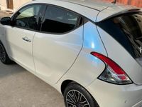 Usata Lancia Ypsilon 69 CV (50 kW) 2018 Utilitaria