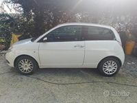 Usata Lancia Ypsilon 60 CV (44 kW) 2008 Bianco Utilitaria