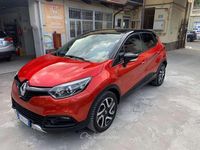 Usata Renault Captur 90 CV (66 kW) 2017 Rosso SUV