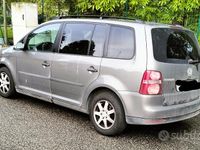 Usata VW Touran 102 CV (75 kW) 2008 Marrone Monovolume