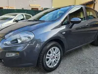Usata Fiat Punto Lounge 69 CV (50 kW) 2015 Grigio Utilitaria