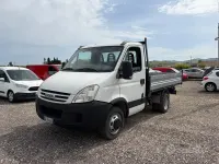 Usata Iveco 35.12 116 CV (85 kW) 2007 Bianco Furgone