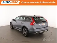 Usata Volvo V60 CC Momentum 150 CV (110 kW) 2015 Grigio Station wagon