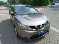 Usata Nissan Qashqai Acenta 116 CV (85 kW) 2015 Grigio SUV