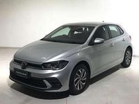 Usata VW Polo Life 95 CV (69 kW) 2023 Reflex silver Utilitaria