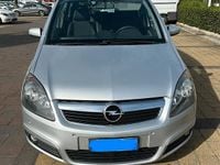 Usata Opel Zafira Cosmo 150 CV (110 kW) 2007 Grigio Monovolume