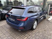 Usata BMW 320 Advantage 190 CV (139 kW) 2020 Blu/azzurro Station wagon