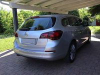 Usata Opel Astra Cosmo 140 CV (102 kW) 2016 Argento Berlina