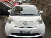 Usata Toyota iQ 68 CV (50 kW) 2009 Utilitaria