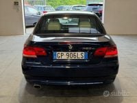 Usata BMW 320 Cabriolet Efficient Dynamics 184 CV (135 kW) 2010 Nero Cabrio