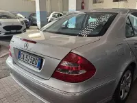 Usata Mercedes E240 Avantgarde 170 CV (125 kW) 2002 Berlina