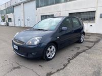 Usata Ford Fiesta 75 CV (55 kW) 2008 Grigio Utilitaria