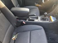 Begagnad Audi A4 130 HK (95 kW) 2001 Grå Sedan