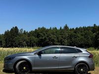 Usata Volvo V40 R-Design 120 CV (88 kW) 2017 Grigio Station wagon