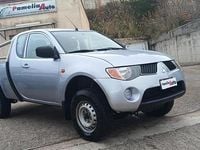Usata Mitsubishi L200 136 CV (100 kW) 2006 Argento Pick-up