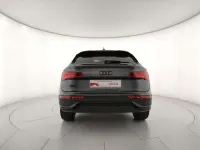 Usata Audi Q5 Sportback Ambiente 265 CV (194 kW) 2024 Grigio daytona perlato SUV