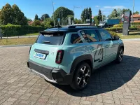 Nuova Renault R4 Komfort 77 kW (106 CV) 2025 Verde Berlina