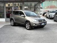Usata Toyota RAV4 150 CV (110 kW) 2009 Nero SUV