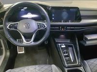 Usata VW Golf VIII R-line 150 CV (110 kW) 2023 Grigio pastello Berlina