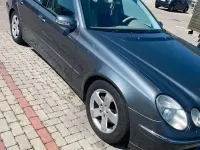 Usata Mercedes E280 190 CV (139 kW) 2005 Grigio Berlina