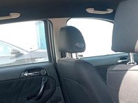 Begagnad Alfa Romeo 147 116 HK (85 kW) 2005 Grå Halvkombi