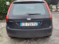 Usata Ford Fiesta 75 CV (55 kW) 2003 Nero Utilitaria