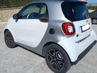 Używany Smart ForTwo Electric Drive 41 kW (56 KM) 2019 Biały Coupe