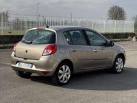 Usata Renault Clio II Luxe 101 CV (74 kW) 2011 Other Berlina