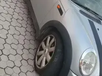 Usata Mini Cooper 116 CV (85 kW) 2004 Grigio Utilitaria