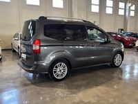 Usata Ford Tourneo Courier Titanium 95 CV (69 kW) 2018 Other Monovolume