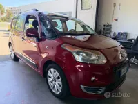 Usata Citroën C3 Picasso Exclusive 90 CV (66 kW) 2009 Rosso Monovolume