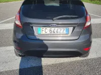 Usata Ford Fiesta 95 CV (69 kW) 2016 Grigio Utilitaria