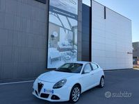 Gebraucht Alfa Romeo Giulietta Exclusive 170 PS (125 kW) 2013 Weiß Kleinwagen