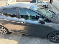 Usata Ford Fiesta ST-Line 85 CV (62 kW) 2019 Grigio Berlina