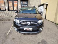 Usata Dacia Sandero Prestige 90 CV (66 kW) 2014 Nero cinema metallizzato Berlina