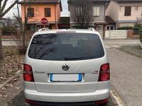 Usata VW Touran 150 CV (110 kW) 2010 Grigio Monovolume