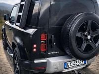 Usata Land Rover Defender SE 200 CV (147 kW) 2022 Nero SUV