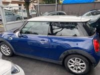 Usata Mini Cooper D 116 CV (85 kW) 2018 Blu Utilitaria