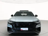 Usata Audi Q8 Comfort 286 CV (210 kW) 2023 Grigio satellite metallizzato SUV