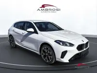 Nuova BMW 118 M Sport 150 CV (110 kW) 2026 Alpin white pastello Utilitaria