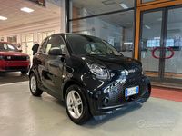Usata Smart ForTwo Coupé Passion 41 kW (56 CV) 2022 Nero Utilitaria