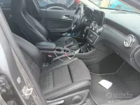 Usata Mercedes A180 Executive 109 CV (80 kW) 2016 Grigio Utilitaria