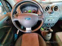 Second-hand Ford Fiesta 75 CP (55 kW) 2008 Alb Hatchback