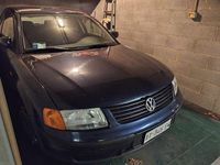 Usata VW Passat 125 CV (91 kW) 1997 Blu/azzurro Berlina