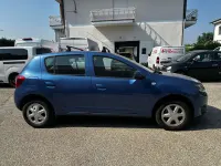 Usata Dacia Sandero Lauréate 90 CV (66 kW) 2014 Blu/azzurro Berlina