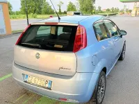 Usata Fiat Grande Punto 65 CV (47 kW) 2005 Blu Utilitaria